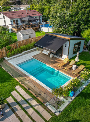 apropos-slider-small_0001_specialise-01